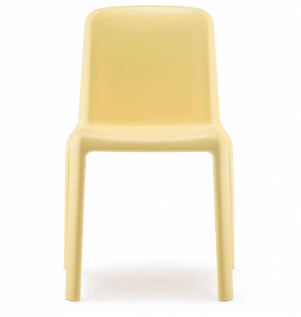 Стул пластиковый детский Snow Junior желтый 420х450х625 мм Стул пластиковый детский Snow Junior желтый 420х450х625 мм