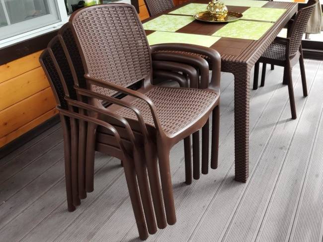 Стул с подлокотниками JERSEY