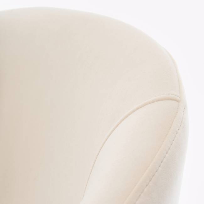 Дизайнерский стул Cosmos бежевый, основание металл черный матовый