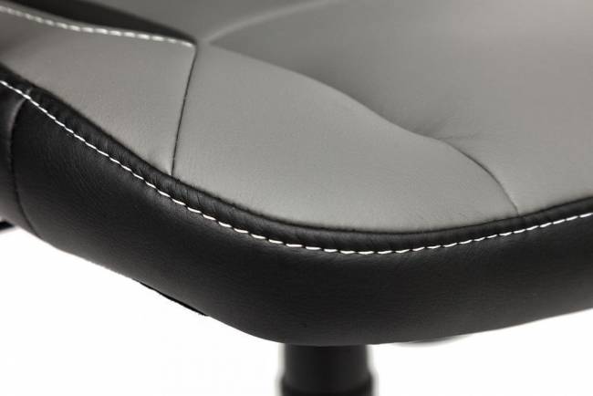 Кресло офисное «Scooter» (Черная+серая искусств. кожа) Кресло офисное «Scooter» (Черная+серая искусств. кожа)