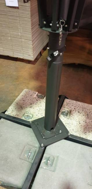 Зонт профессиональный телескопический 4х4 м Capri Dark антрацит, слоновая кость 4000х4000 мм Зонт профессиональный телескопический 4х4 м Capri Dark антрацит, слоновая кость 4000х4000 мм