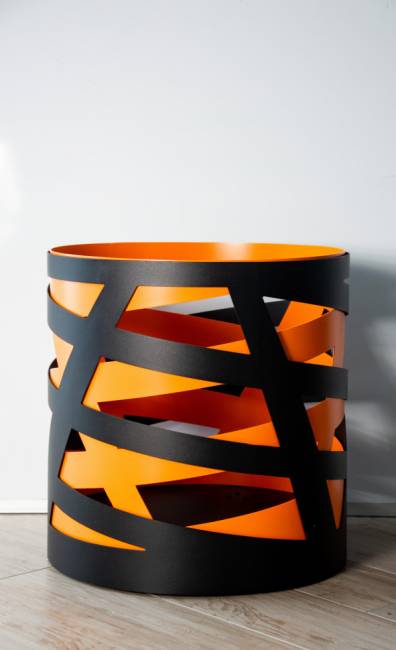 Дровница Saturn, черно-оранжевая